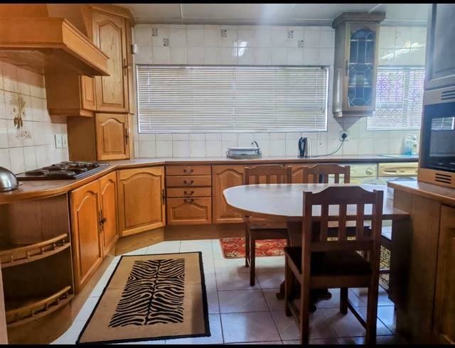 4 BEDROOM HOUSE FOR SALE IN SHALLCROSS